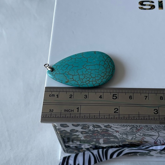 Turquoise Stone Pendant - Picture 4 of 5
